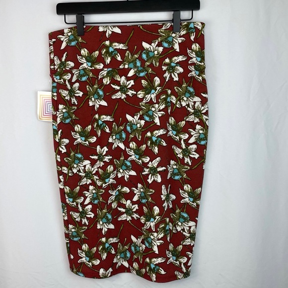 LuLaRoe Dresses & Skirts - NWT LuLaRoe Cassie skirt